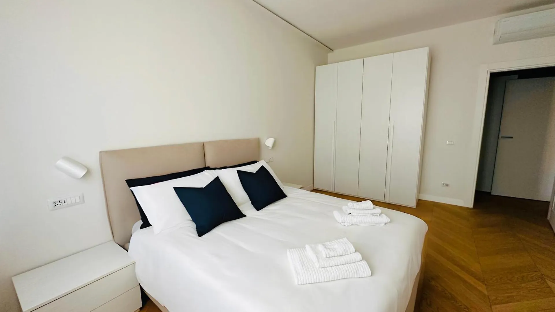 Giulia'S Corner Apartment Rome 0*,  Italy